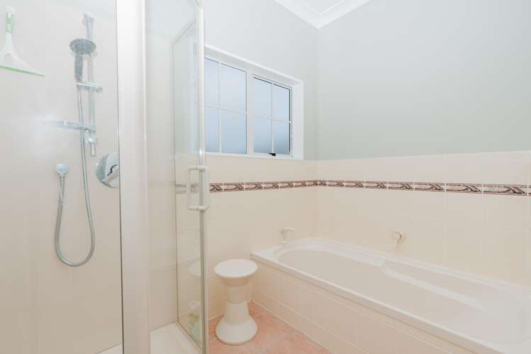 8 Sovereign Place Rototuna North_14
