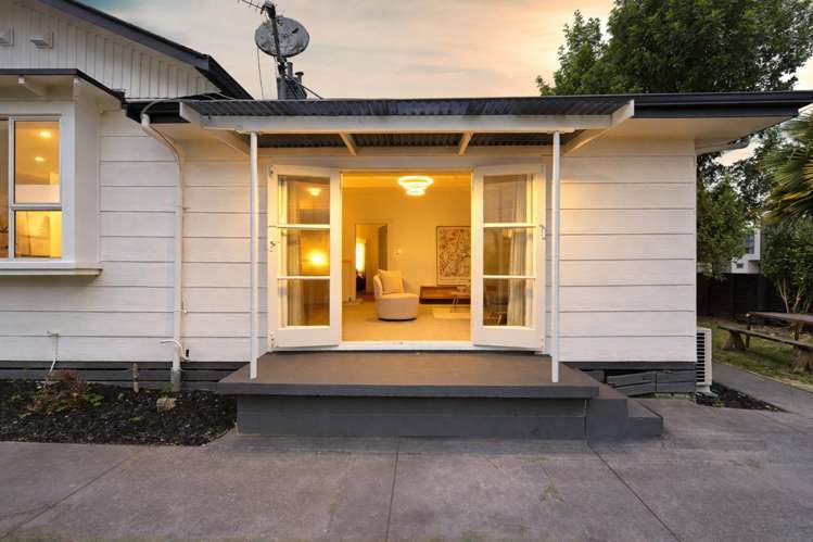 64 Cook Street Hamilton East_2