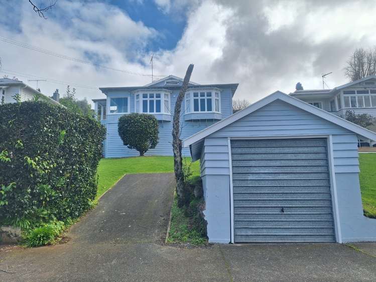 18 Heywood Crescent 1662_0