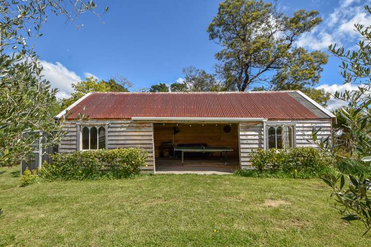 86 Connollys Line Carterton_19