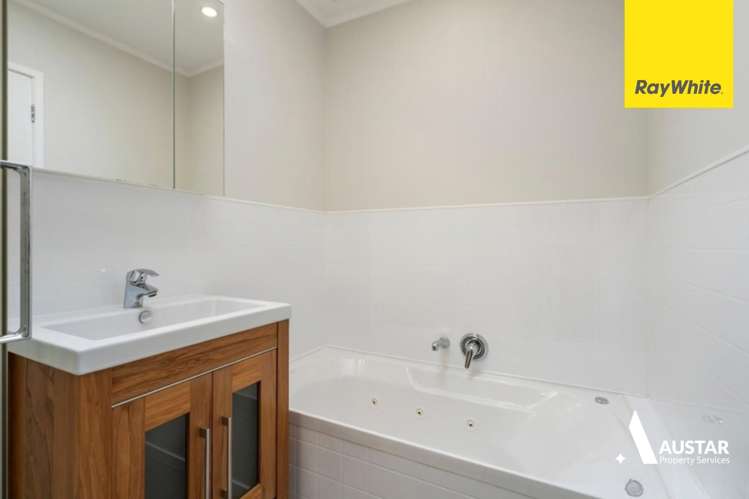  25 Adam Sunde Place Glen Eden_13