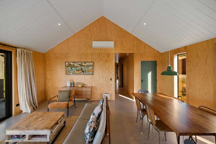 120 Mair Road Curio Bay_8