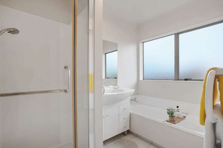 10 Evergreen Rise New Lynn_9