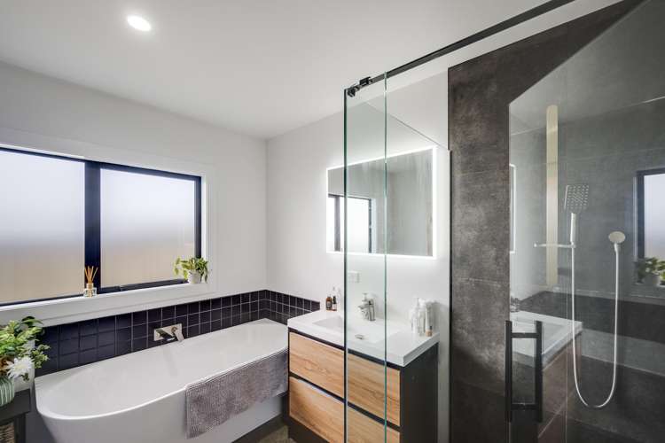 733 Ngaio Street Mahora_12