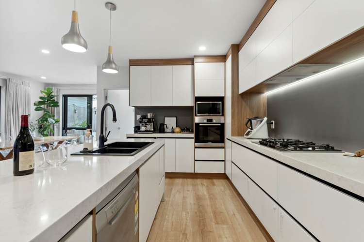 15 Kopuru Road_5