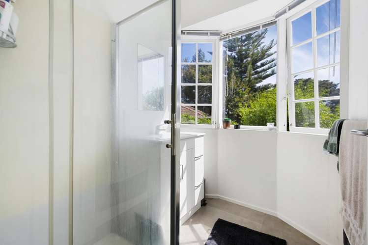 1 Simmonds Avenue Three Kings_11