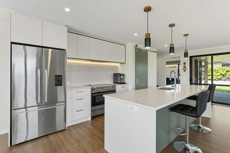 161 Karuhiruhi Street Waikanae_3