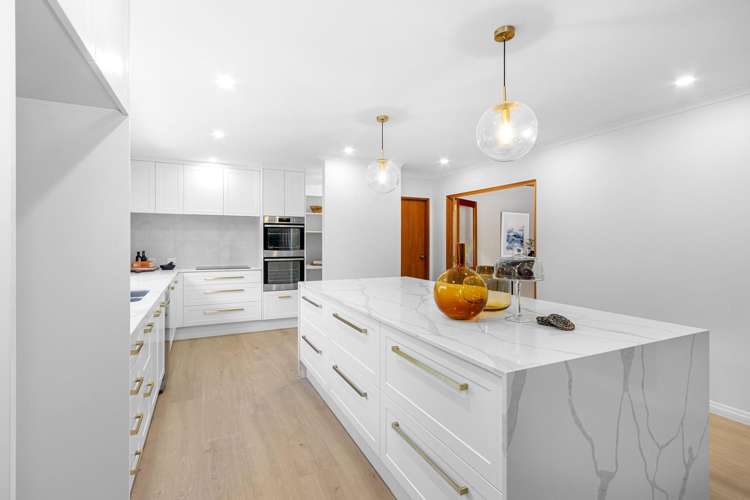 323A Withells Road 1392_3