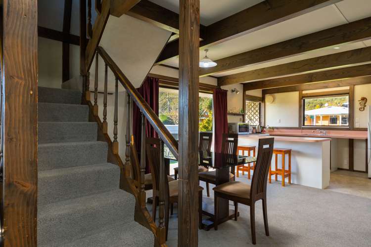 39 Moana View Road Waikawa_12