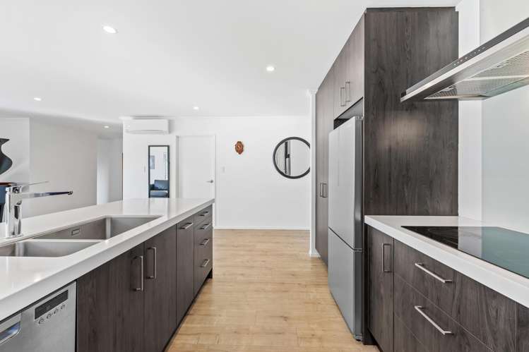 19 Papa Orchard Drive Kumeu_21