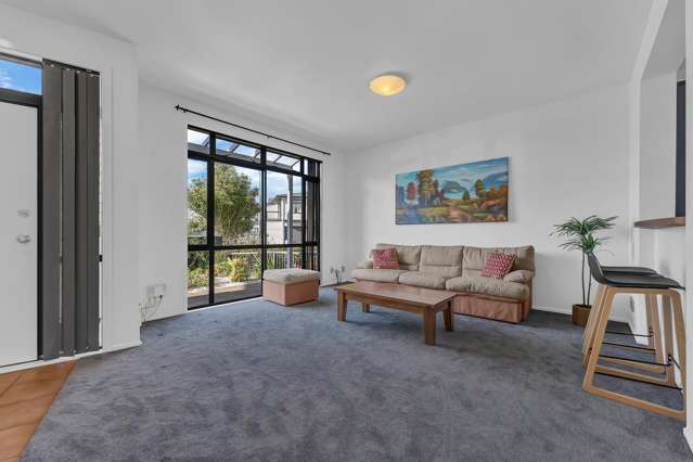 4/2 Armoy Drive East Tamaki_4