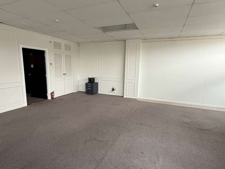 3063 Great North Road New Lynn_3