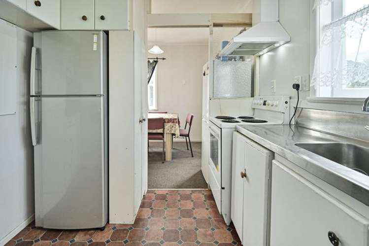 1105 Cunningham Crescent Mayfair_4