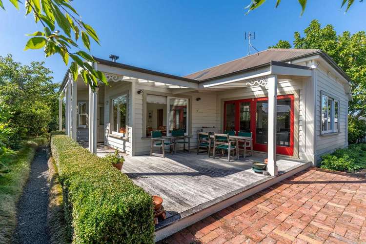 218 High Street South Carterton_25