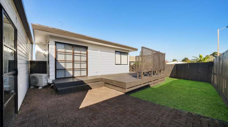 19A Bernina Place Weymouth_9