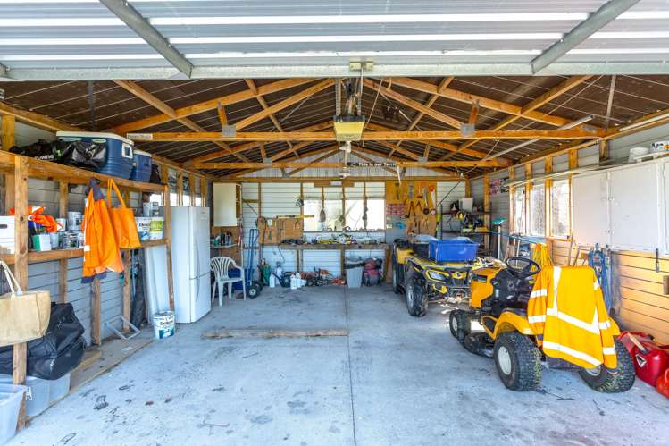 1827 State Highway 2 Masterton_25