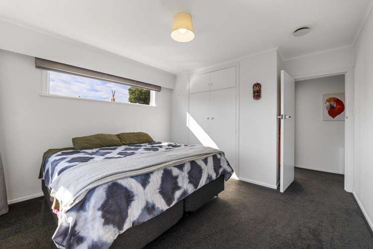 135 Brecon Road Stratford_16