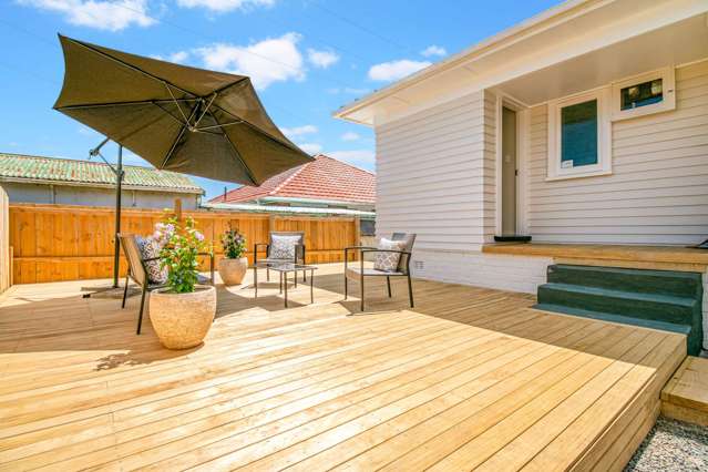 22 White Swan Road Mount Roskill_1