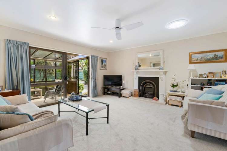 2/12 Moenui Avenue Orewa_6