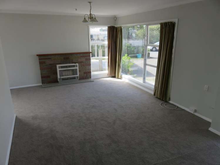 105 Silverdale Road 1076_1