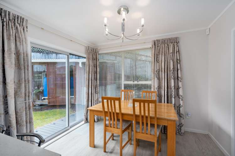 17 Fitzwater Place Henderson_22