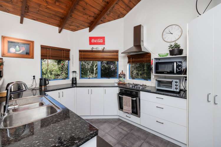 114 School Road Paihia_7