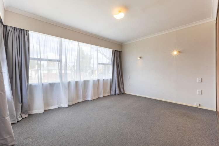 119 Slacks Road Awapuni_11