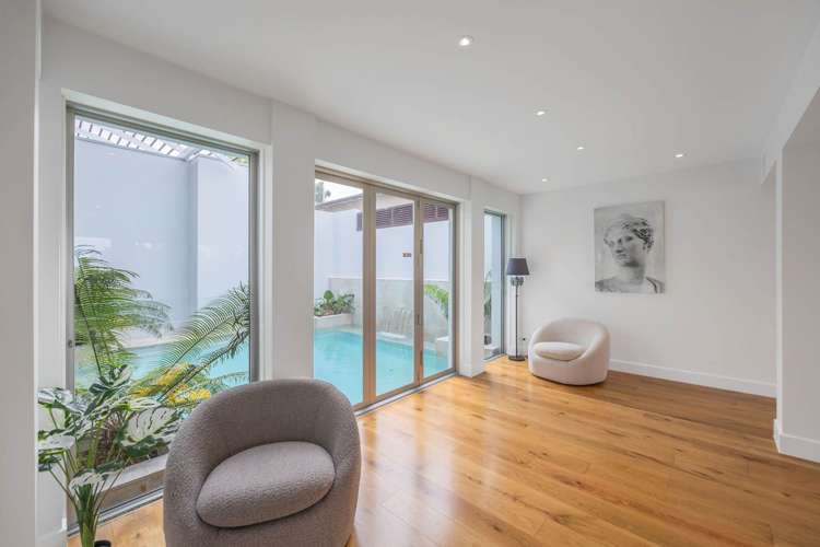 20 Courtneys West Harbour_6