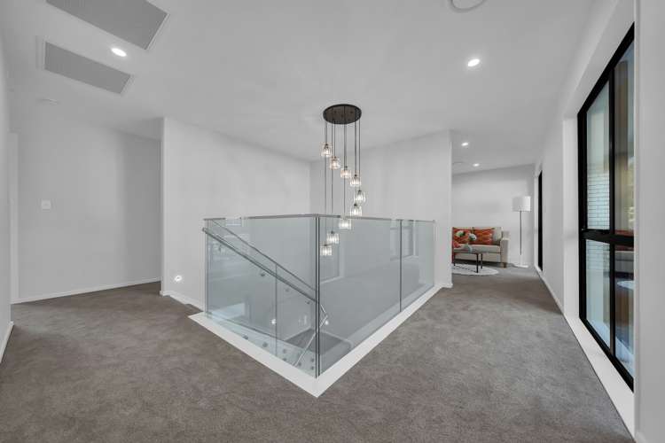 1 Tullymore Drive Flat Bush_14