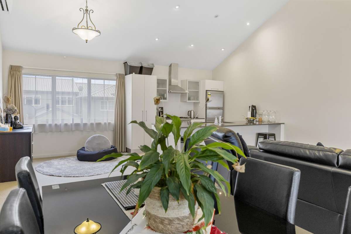 31 Chateau Crescent_2