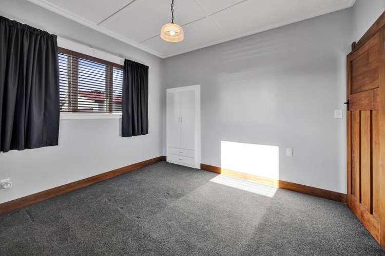 6 Regent Street Hawera_11