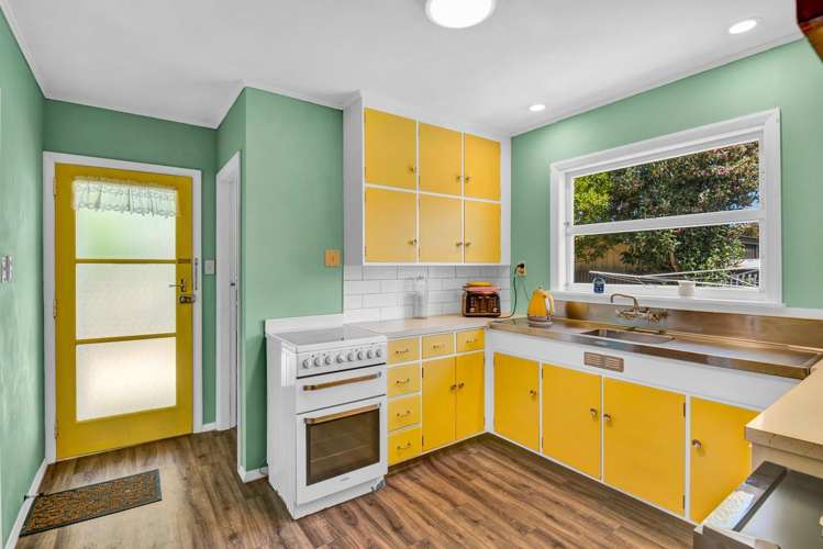 30 Anthony Grove Paraparaumu Beach_1