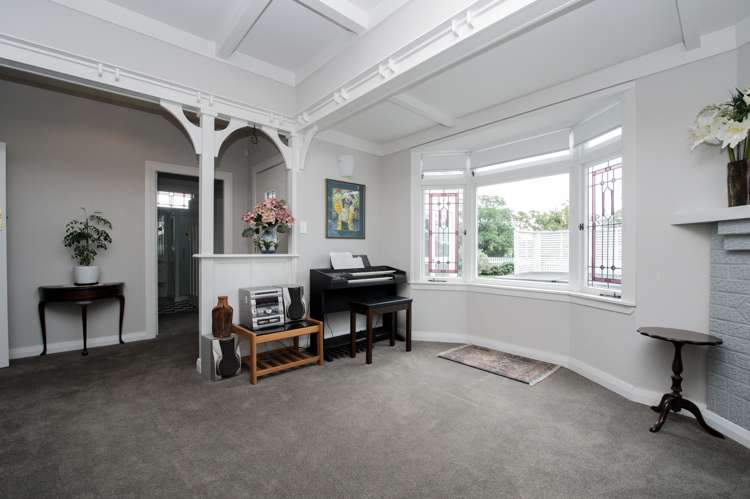 55 Lake Crescent Hamilton Lake_11