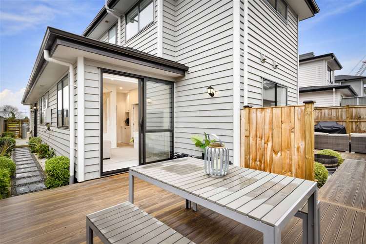 8 Mardell Avenue Hobsonville_12
