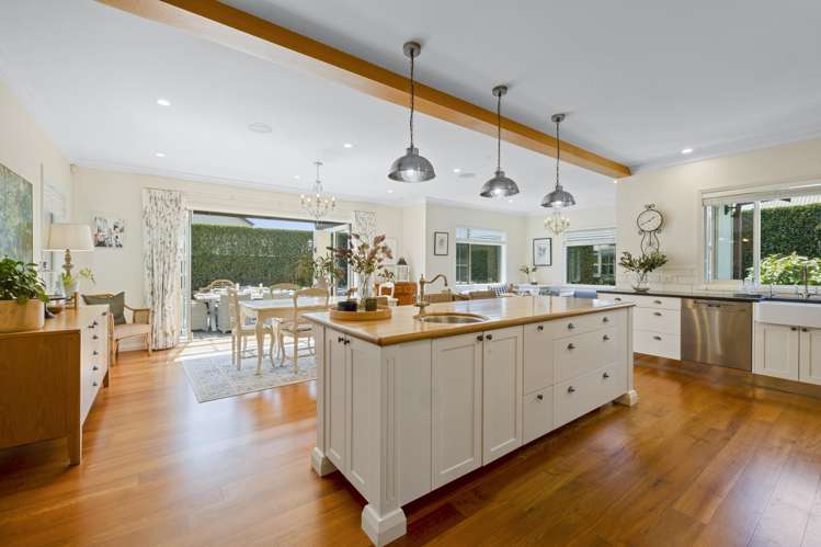 8B Sampson Avenue Waiwhakaiho_14