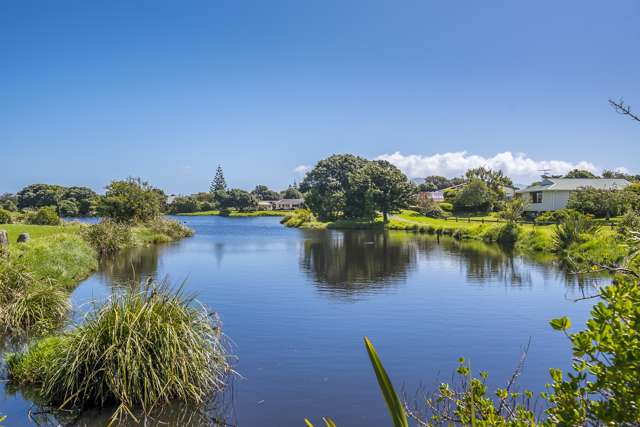 14 Hastings Street Waikanae Beach_2