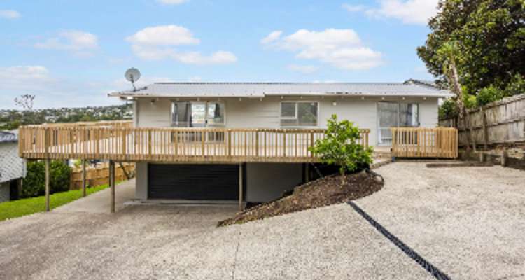 23 Vipond Road_0