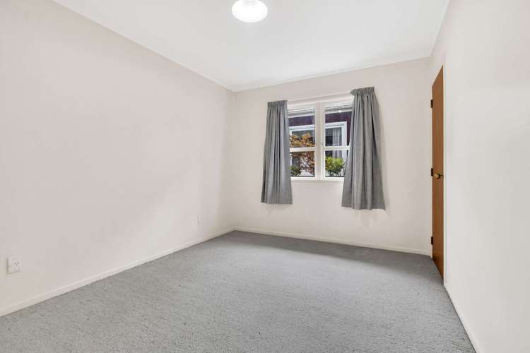 14b Doment Crescent Orewa_15