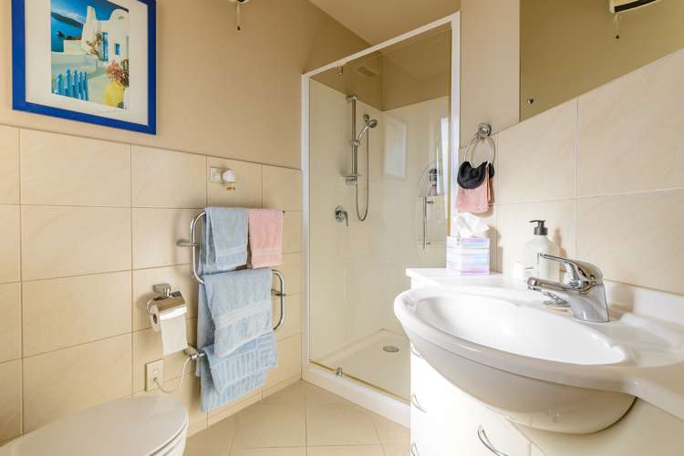 17 Avening Close Blenheim Central_6