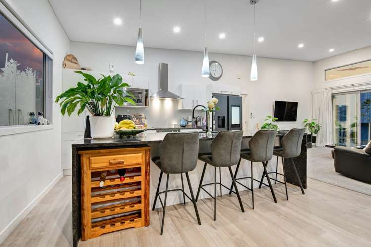 1037 Whangaparaoa Road Tindalls Beach_30