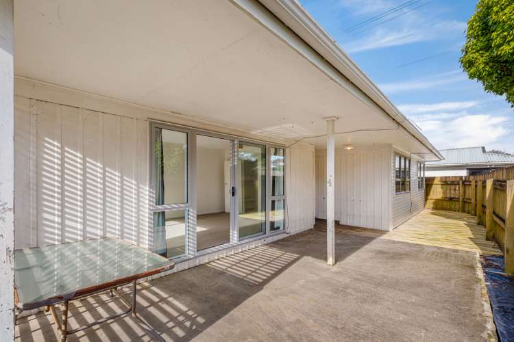 27 Huruhuru Road Massey_5