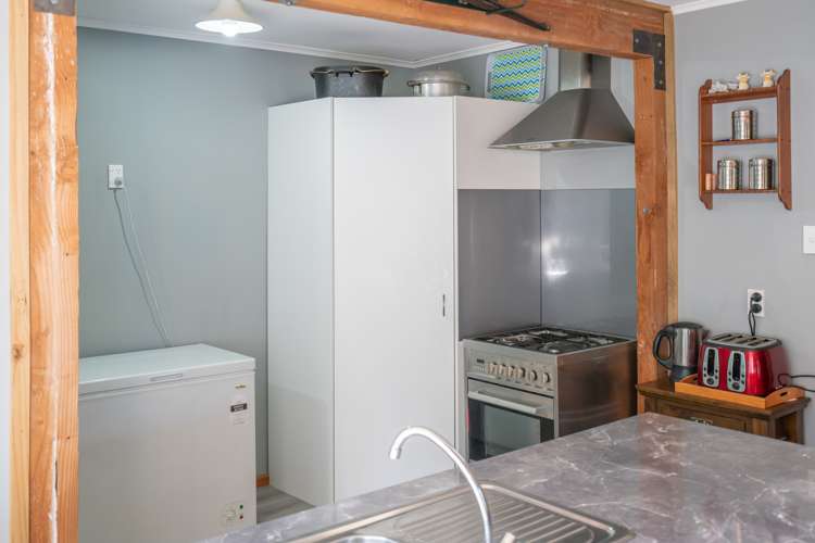 13 Harper Place Lake Coleridge_12