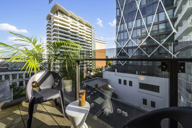 8a/97 Shortland Street Auckland Central_17