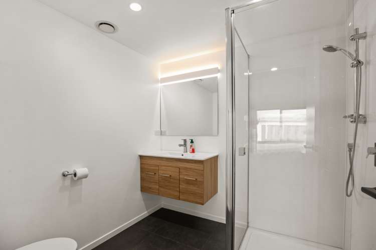 8 Don Place Alexandra_11