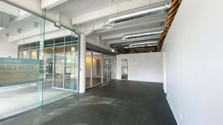 Ground Floor/247 Cameron Road Tauranga Central_8