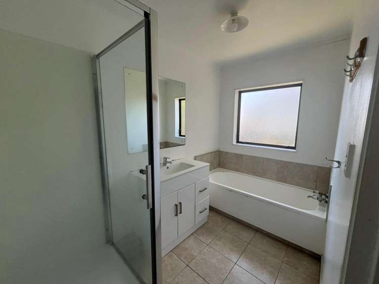 3/17 Queen Mary Avenue New Lynn_6