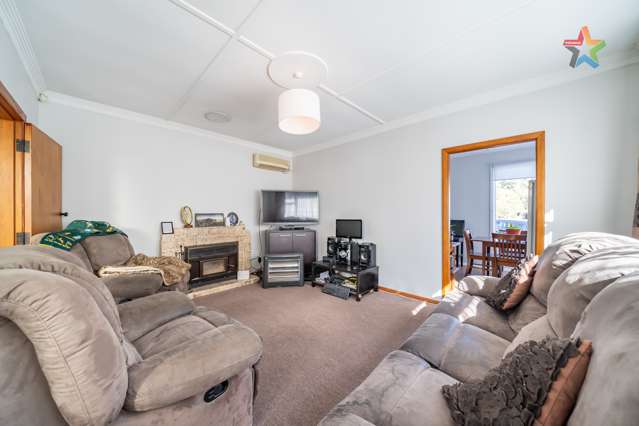 88 Main Road Wainuiomata_4