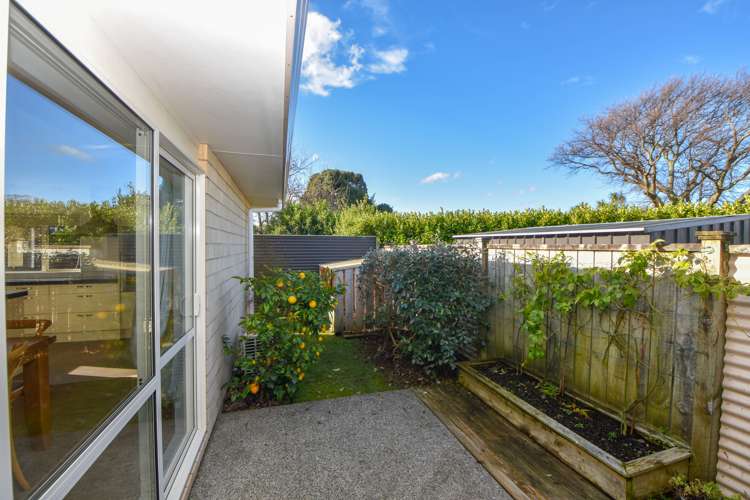 242a High Street North Carterton_12