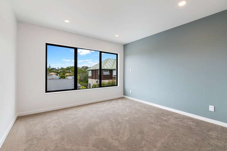 B/20 Seine Road Forrest Hill_3