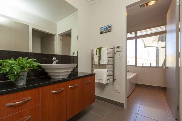 187 Peka Peka Road Peka Peka_18